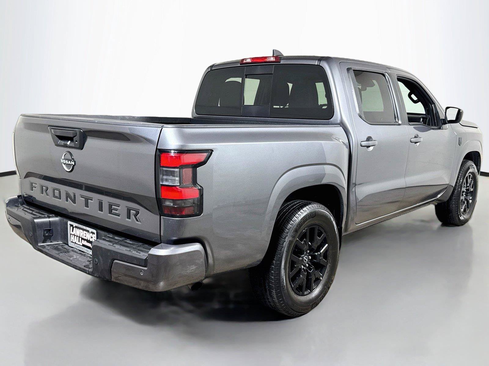 Used 2026 Nissan Frontier SV RWD image 4