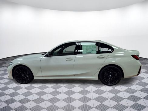 Used 2025 BMW 330i xDrive Sedan w/ M Sport Package image 2