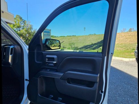 Used 2018 Chevrolet Silverado 1500 LT w/ LT Eassist Package RWD image 37