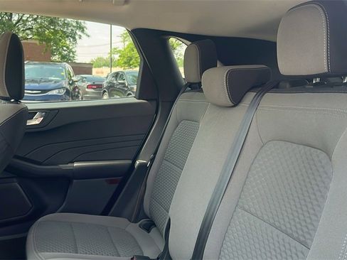 Used 2021 Ford Escape SE image 33