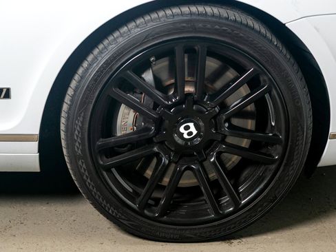 Used 2010 Bentley Continental GT image 19