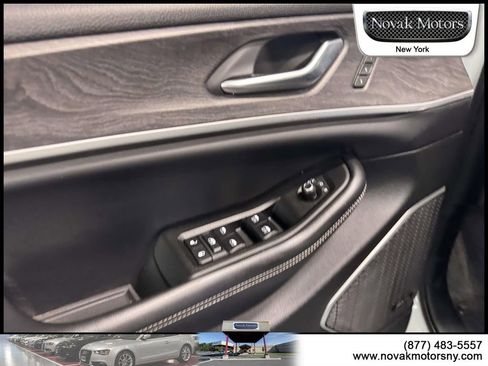 Used 2021 Jeep Grand Cherokee L Limited image 13