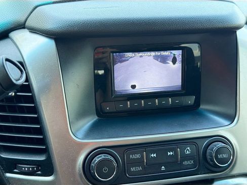 Used 2015 Chevrolet Suburban LS AWD/4WD image 15