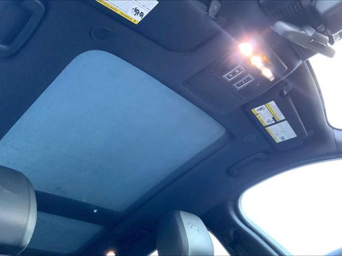 Used 2021 Jaguar F-PACE S image 13