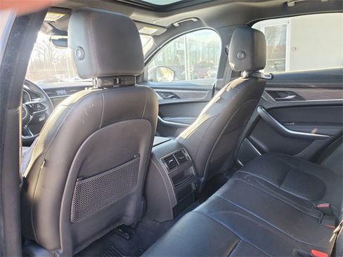 Used 2021 Jaguar F-PACE S image 10