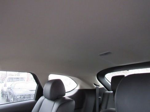 Used 2023 MAZDA CX-9 Touring image 32