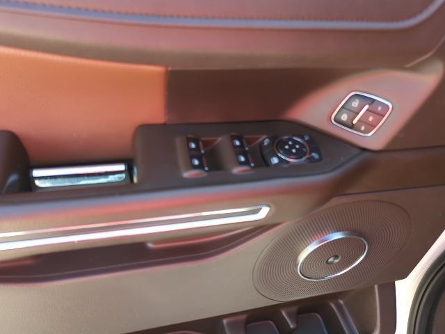 Used 2024 Ford Expedition King Ranch AWD/4WD image 18