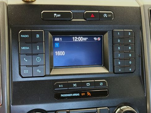 Used 2018 Ford F150 XLT RWD image 9