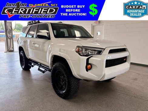 Used 2020 Toyota 4Runner SR5 RWD image 1