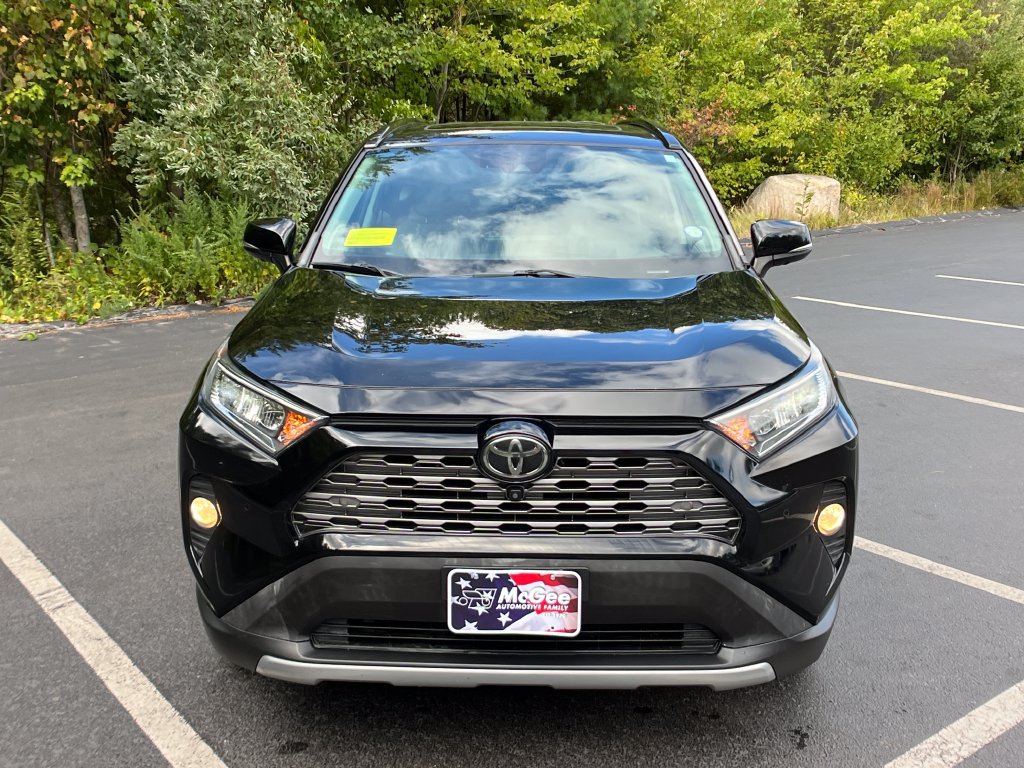Used 2020 Toyota RAV4 Limited AWD/4WD image 8