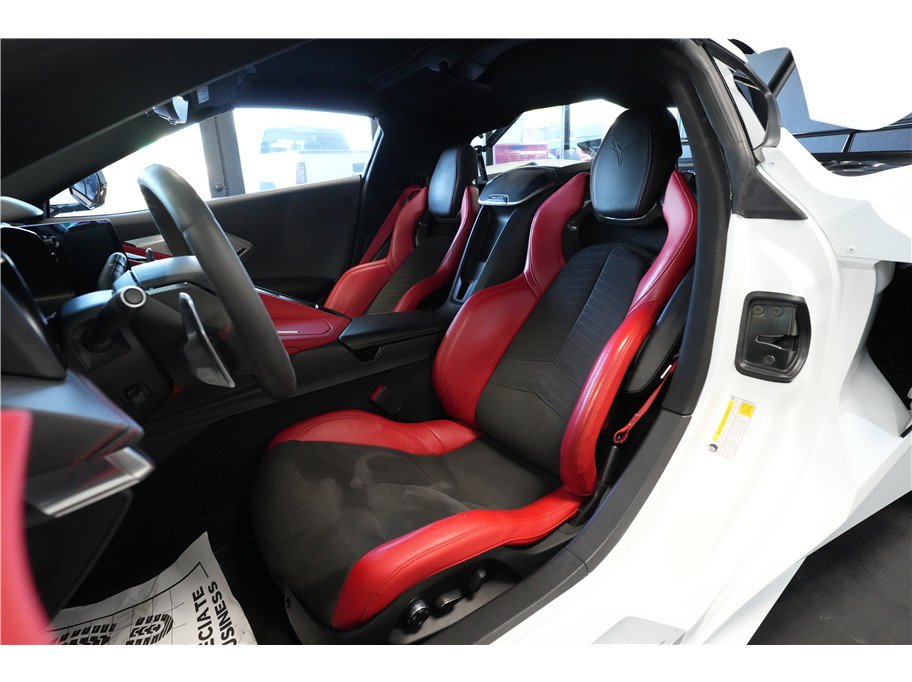 Used 2022 Chevrolet Corvette Stingray Preferred Cpe w/ Z51 Performance Package RWD image 12