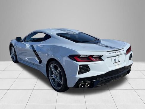 Used 2021 Chevrolet Corvette Stingray w/ Battery Protection Package image 5