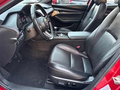 Used 2022 MAZDA MAZDA3 s image 24