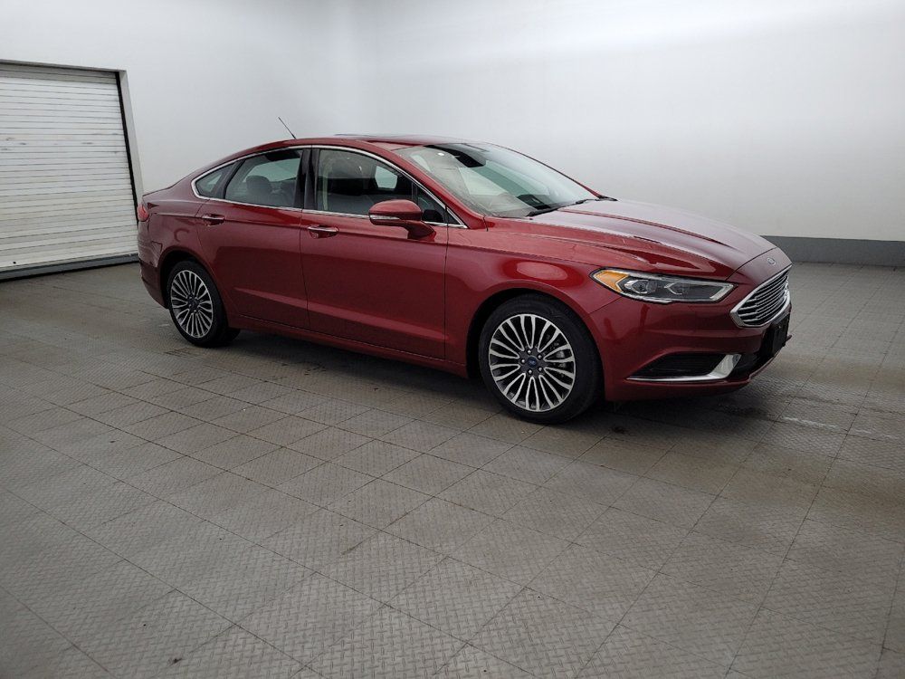 Used 2018 Ford Fusion SE w/ Fusion SE Technology Package FWD image 11