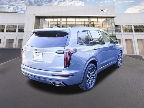 New 2025 Cadillac XT6 Sport image 4