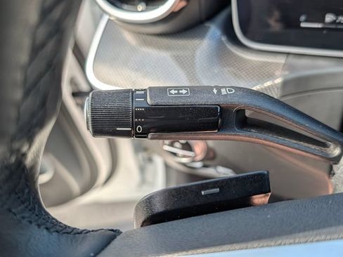 Used 2023 Mercedes-Benz C 300 Sedan image 28