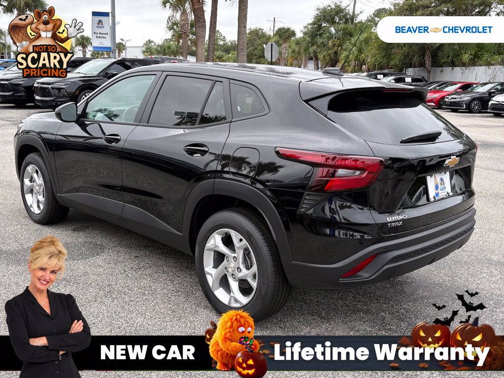 New 2026 Chevrolet Trax LS w/ LS Convenience Package FWD image 5