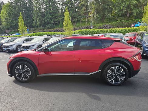 Used 2024 Kia EV6 Light AWD/4WD image 4