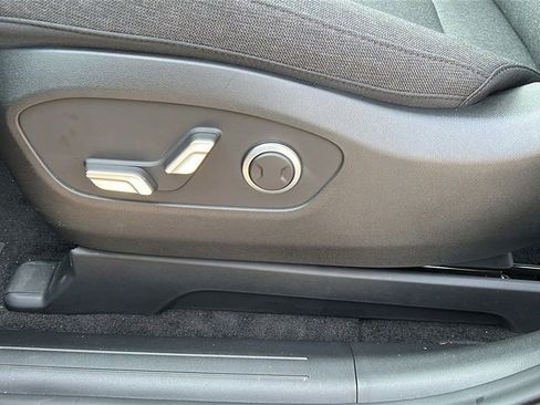 New 2026 Hyundai Ioniq 9 SE image 14