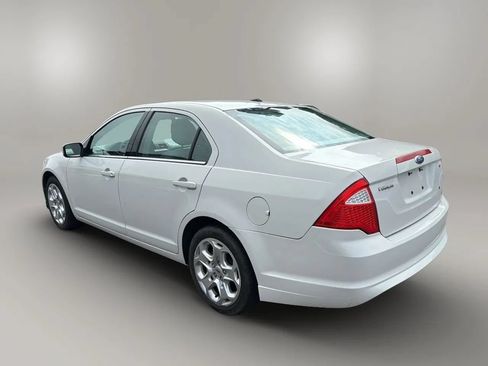 Used 2010 Ford Fusion SE FWD image 7