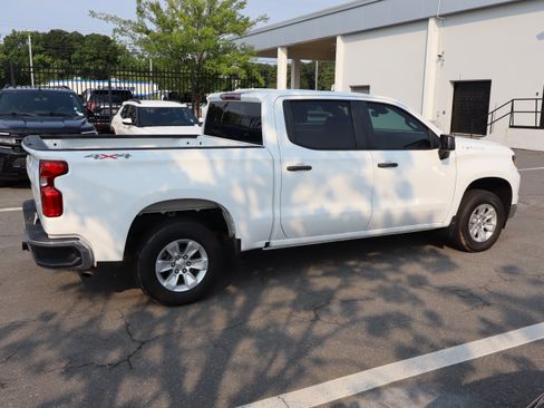 Used 2024 Chevrolet Silverado 1500 W/T w/ WT Value Package AWD/4WD image 22