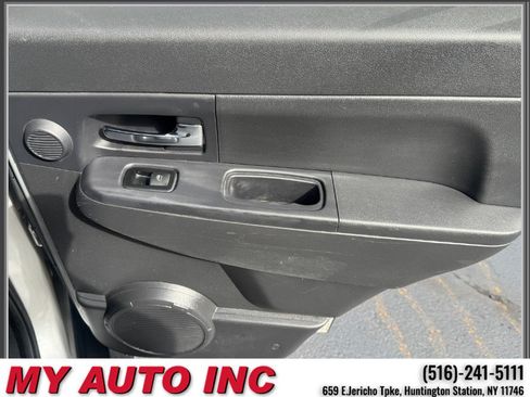 Used 2011 Jeep Liberty Sport AWD/4WD image 27