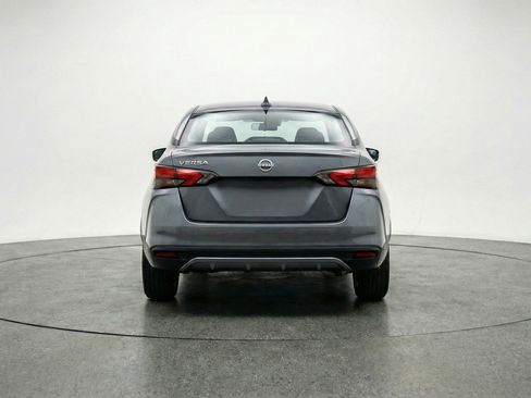 Used 2025 Nissan Versa SV image 7