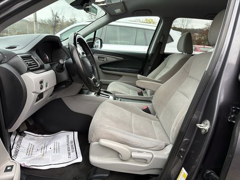 Used 2019 Honda Pilot LX image 18