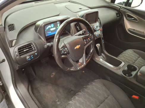 Used 2014 Chevrolet Volt w/ Enhanced Safety Package 2 image 17