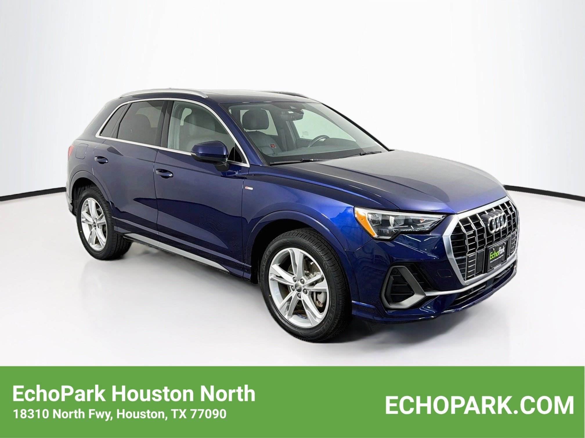 Used 2021 Audi Q3 2.0T Premium w/ Convenience Package AWD/4WD image 1
