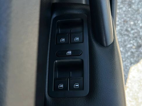 Used 2015 Volkswagen Passat 1.8T Wolfsburg Edition FWD image 29