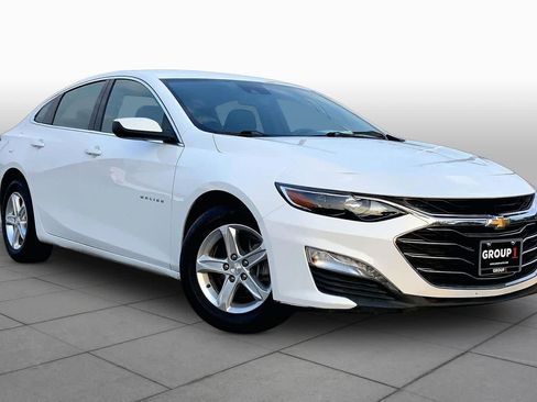 Used 2023 Chevrolet Malibu LT FWD image 3