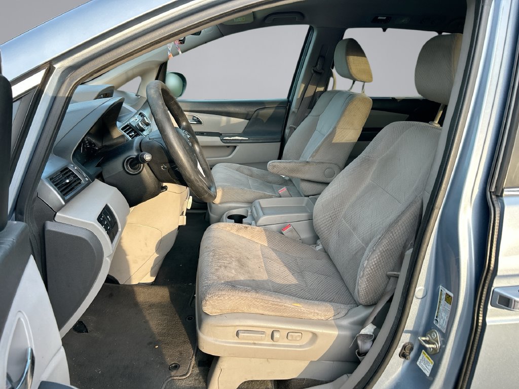 Used 2014 Honda Odyssey EX image 11