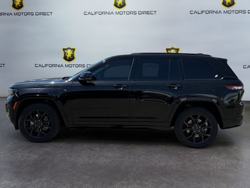 Used 2023 Jeep Grand Cherokee 30th Anniversary AWD/4WD image 2