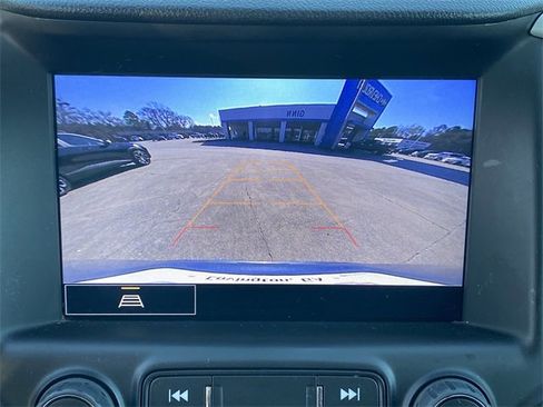 Used 2024 GMC Terrain SLT image 12