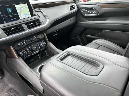Used 2023 Chevrolet Tahoe High Country w/ Premium Package 2 AWD/4WD image 21
