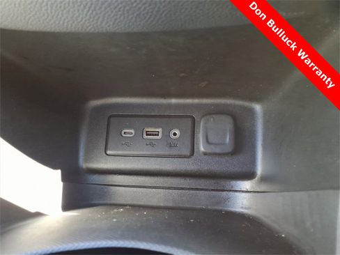 Used 2021 Chevrolet Equinox LT image 21