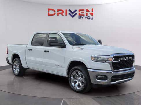 New 2026 RAM 1500 Big Horn AWD/4WD image 7