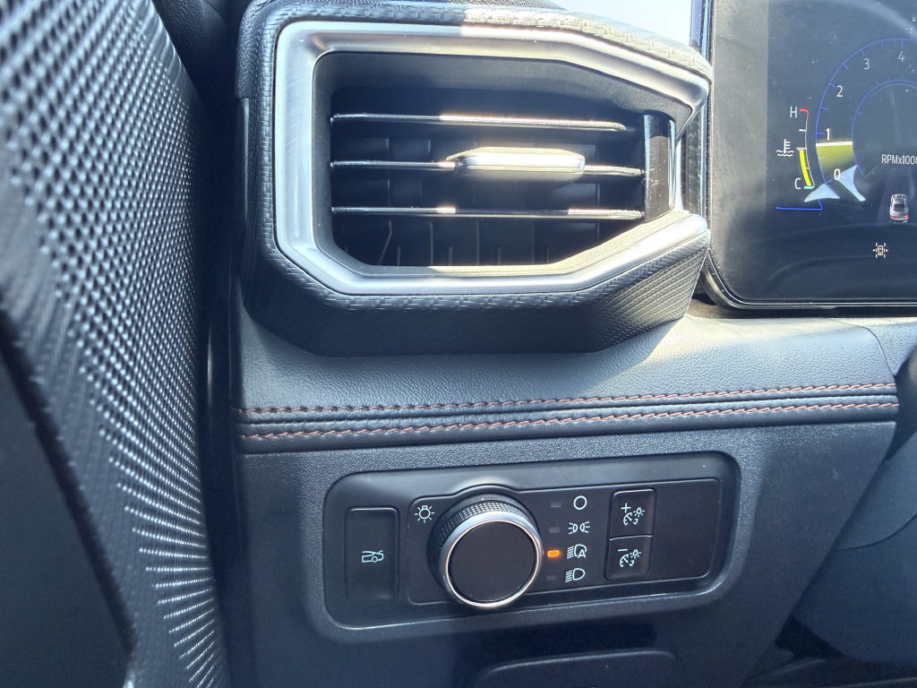 Used 2024 Ford Mustang Premium RWD image 27