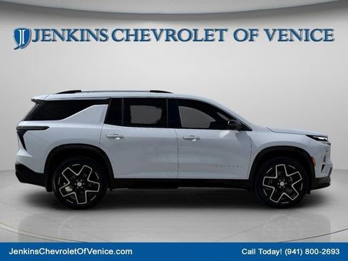 New 2026 Chevrolet Traverse High Country image 5