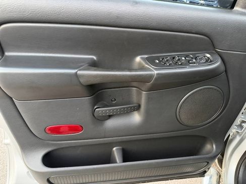 Used 2005 Dodge Ram 1500 Truck SLT RWD image 13