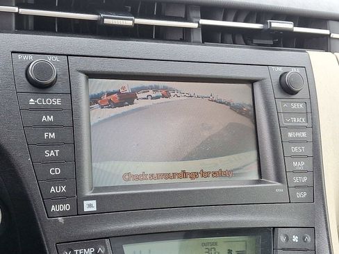 Used 2010 Toyota Prius Five image 21