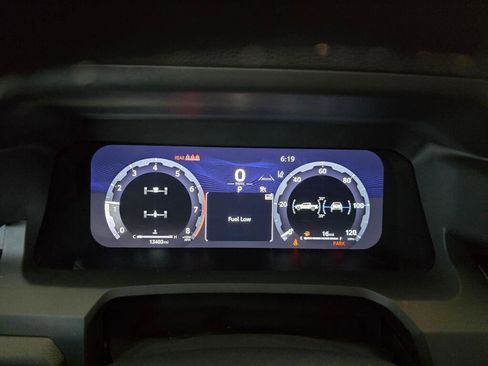 Used 2024 Toyota Tacoma TRD Off-Road image 28