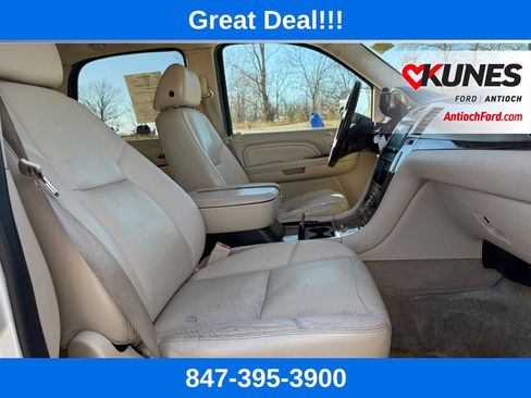 Used 2007 Cadillac Escalade AWD w/ Information Package image 17