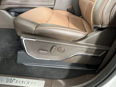 New 2026 Ford F350 King Ranch w/ FX4 Off-Road Package image 15