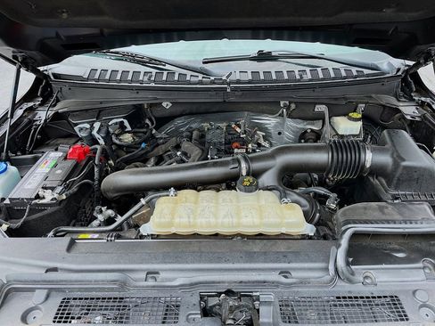 Used 2022 Ford Expedition Max XLT image 33