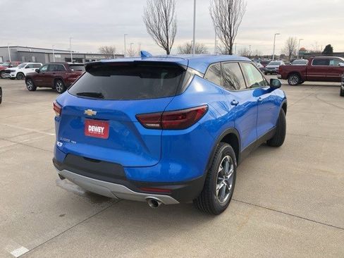 Used 2024 Chevrolet Blazer LT image 9