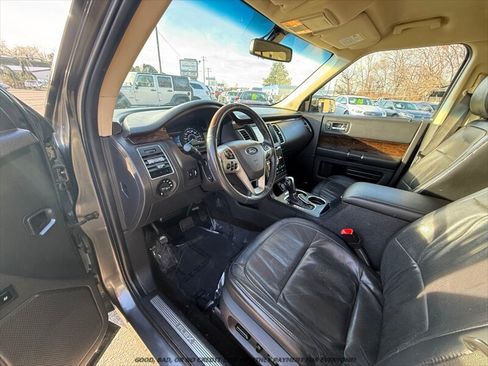 Used 2019 Ford Flex Limited AWD/4WD image 14