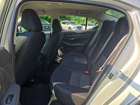 Used 2023 Nissan Sentra SV w/ All-Weather Package FWD image 10