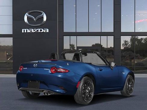 New 2026 MAZDA MX-5 Miata Club RWD image 2